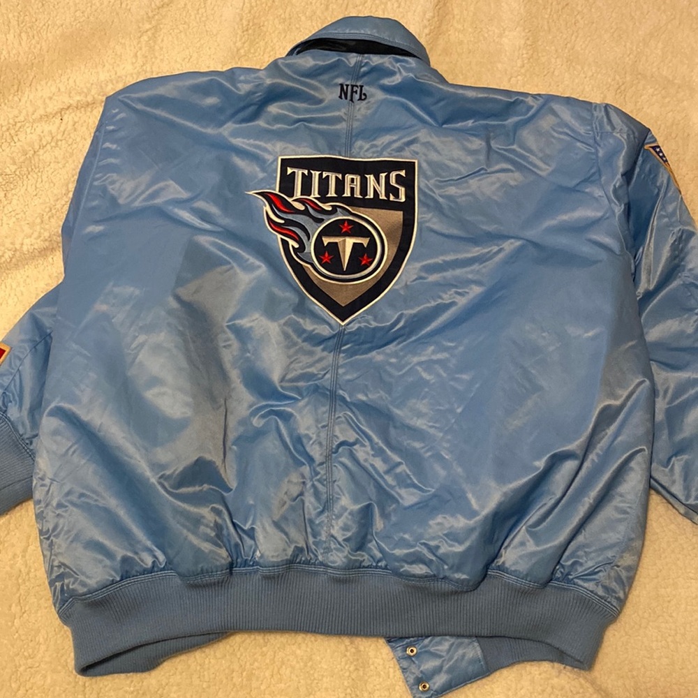 Tennessee Titans jacket size 3 xl light blue slightly worn
